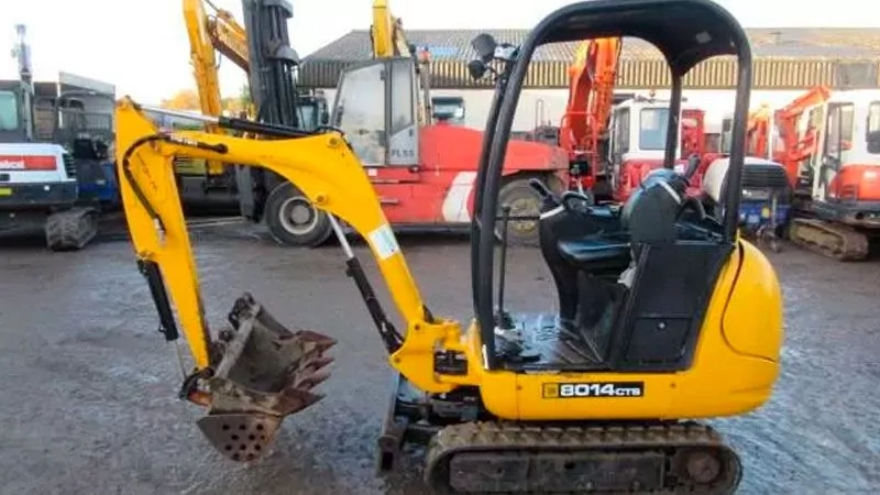 Аренда JCB 8014