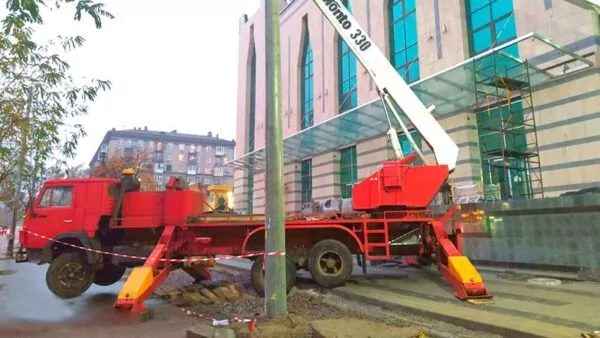 Автовышка Bronto 33 метра