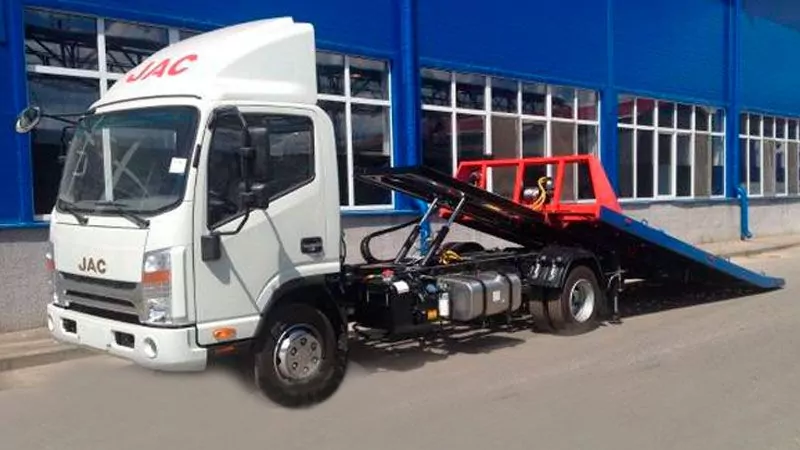 Эвакуатор со сдвижной платформой