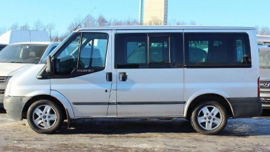 Микроавтобус 8 мест FORD