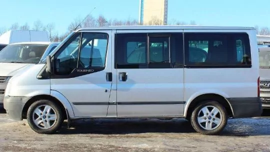 Микроавтобус 8 мест FORD