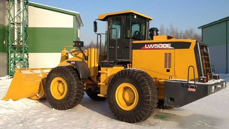 Фронтальный погрузчик до 3 куб м XCMG