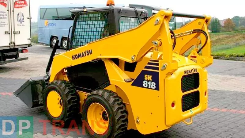 Мини погрузчик KOMATSU SK818