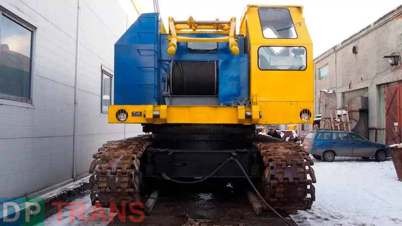 Гусеничный кран МКГ-25 БР