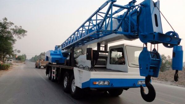 Автокран до 90 тонн TADANO