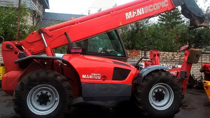 Телескопический погрузчик Manitou MT 1740 SLT 5151 моточасов