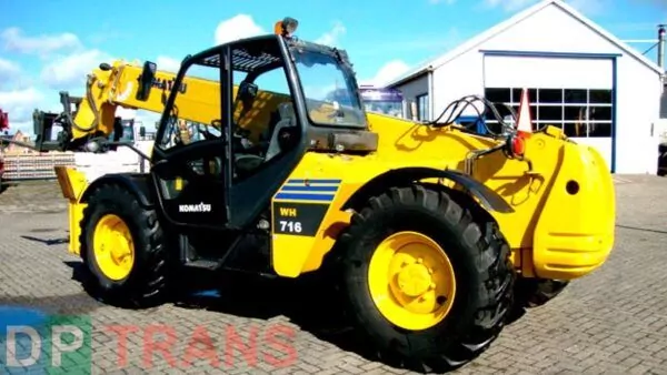 Погрузчик телескопический KOMATSU WH716