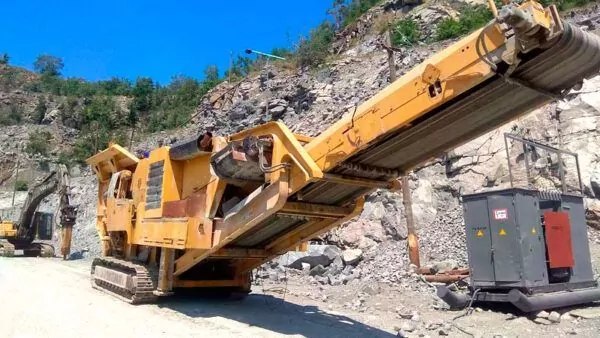 Мобільна щокова дробарка EXTEC C12+ (Sandvik QJ341)