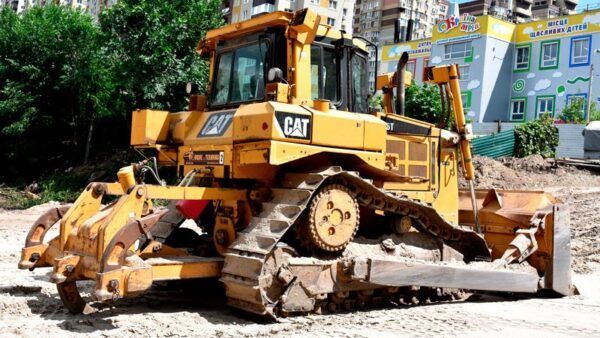 CAT D6