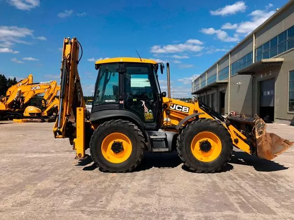 JCB 4CX екскаватор