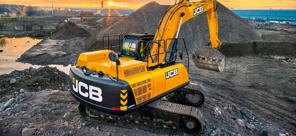 экскаватор JCB 330