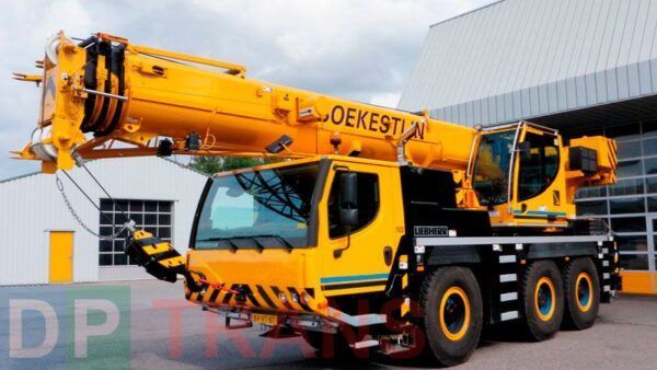 LIEBHERR 50 тонн