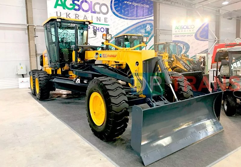 avtogreider-vystavka