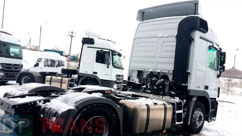 Mercedes-Benz Actros сідловий тягач