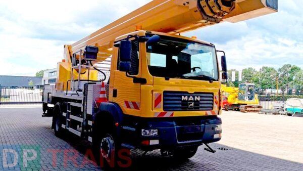 MAN Ruthmann 26 м телескоп-локоть