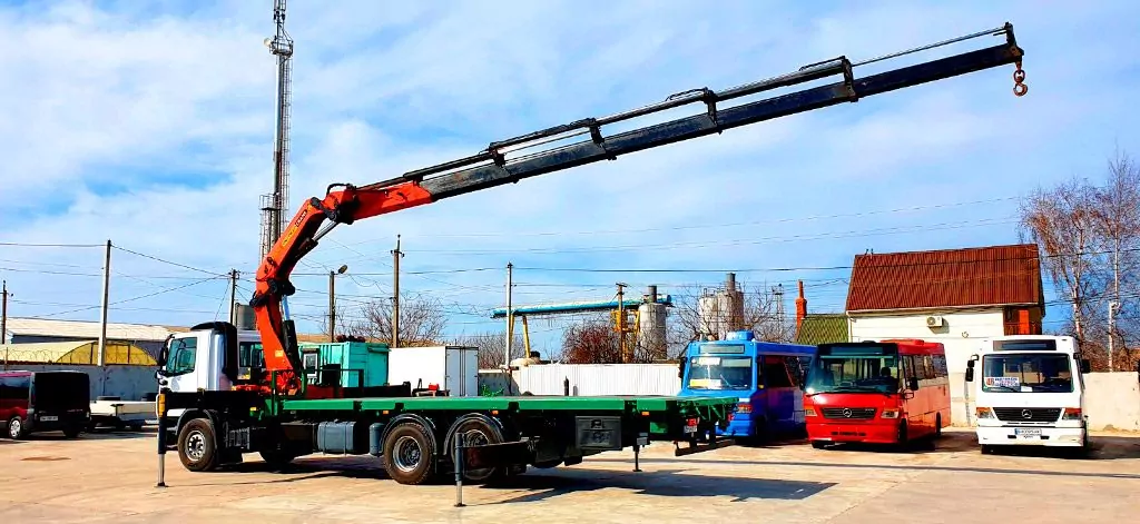 чем манипулятор отличается от крана