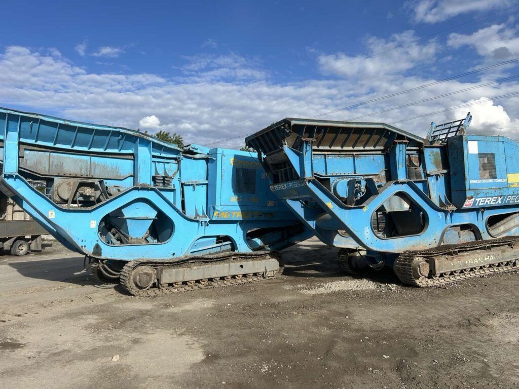 Мобильная щековая дробилка Terex Pegson XR400R