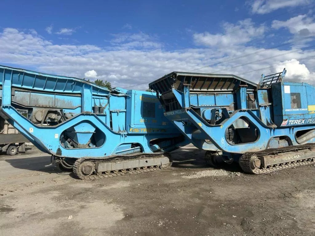 Мобильная щековая дробилка Terex Pegson XR400R