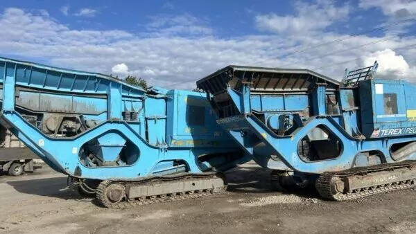 Мобильная щековая дробилка Terex Pegson XR400R
